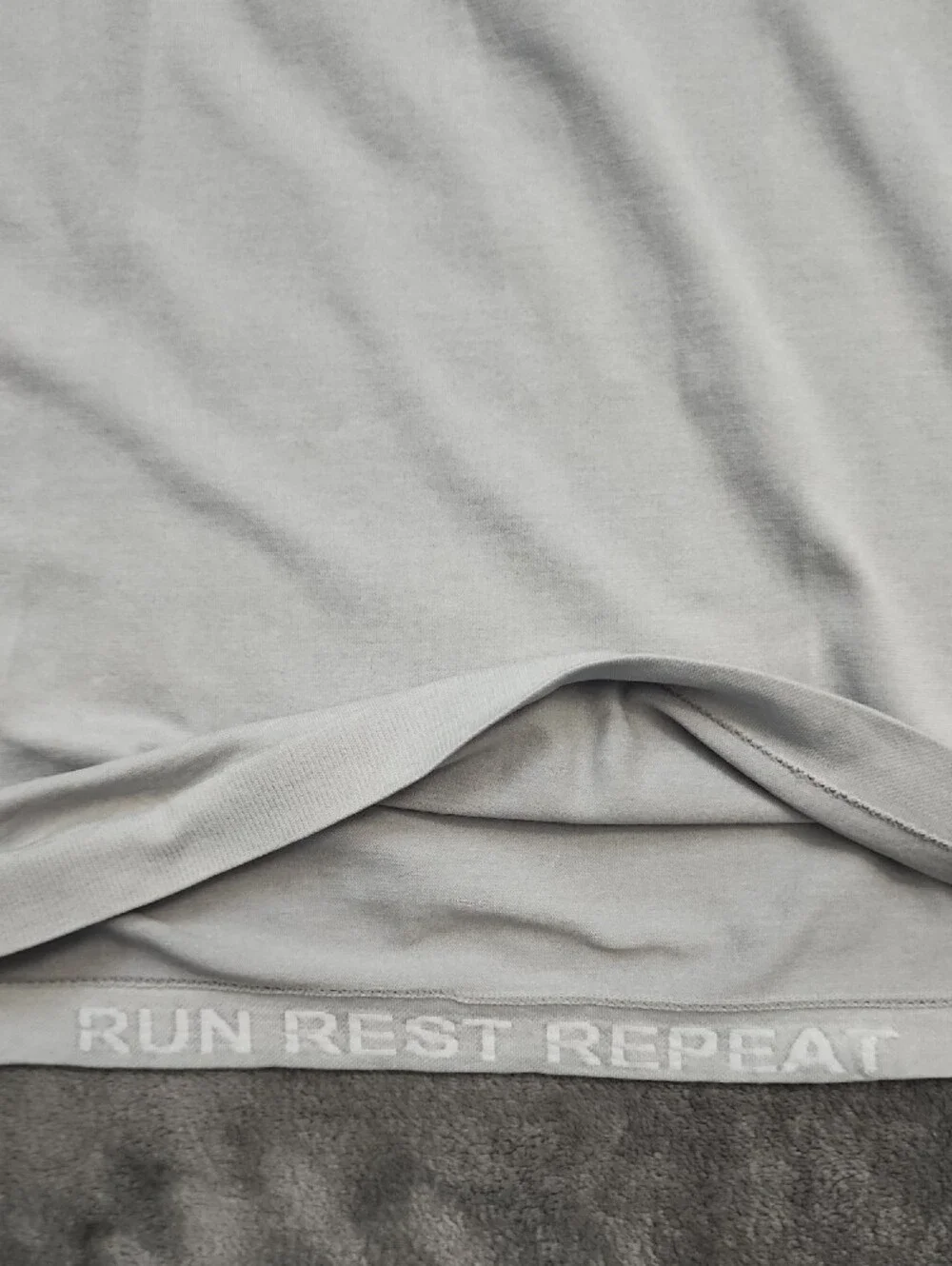 Old Navy Short-Sleeve Seamless Active Tee - Light Gray & Dark Gray - Picture 5 of 11